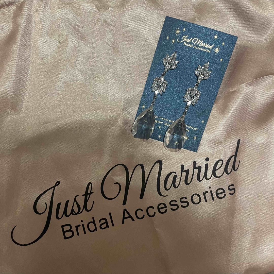 Vera Wang(ヴェラウォン)の【美品】just married 人気ピアス　ブライダル　アクセサリー レディースのアクセサリー(ピアス)の商品写真