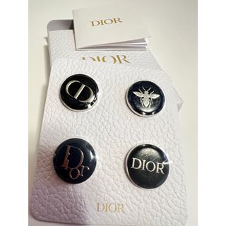 ディオール(Dior)の【新品】Dior ピンバッチ　(ノベルティグッズ)