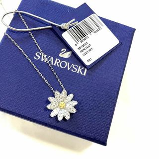 スワロフスキー(SWAROVSKI)の新品　スワロフスキー  Eternal Flower ペンダント　ネックレス(ネックレス)