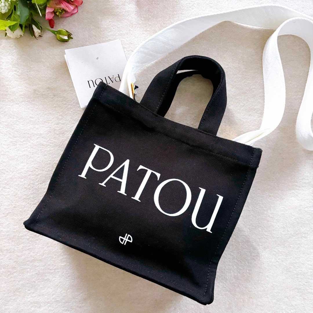 PATOU(パトゥ)の新品【パトゥ】オーガニックコットン スモール パトゥ キャンバストート 黒 レディースのバッグ(トートバッグ)の商品写真