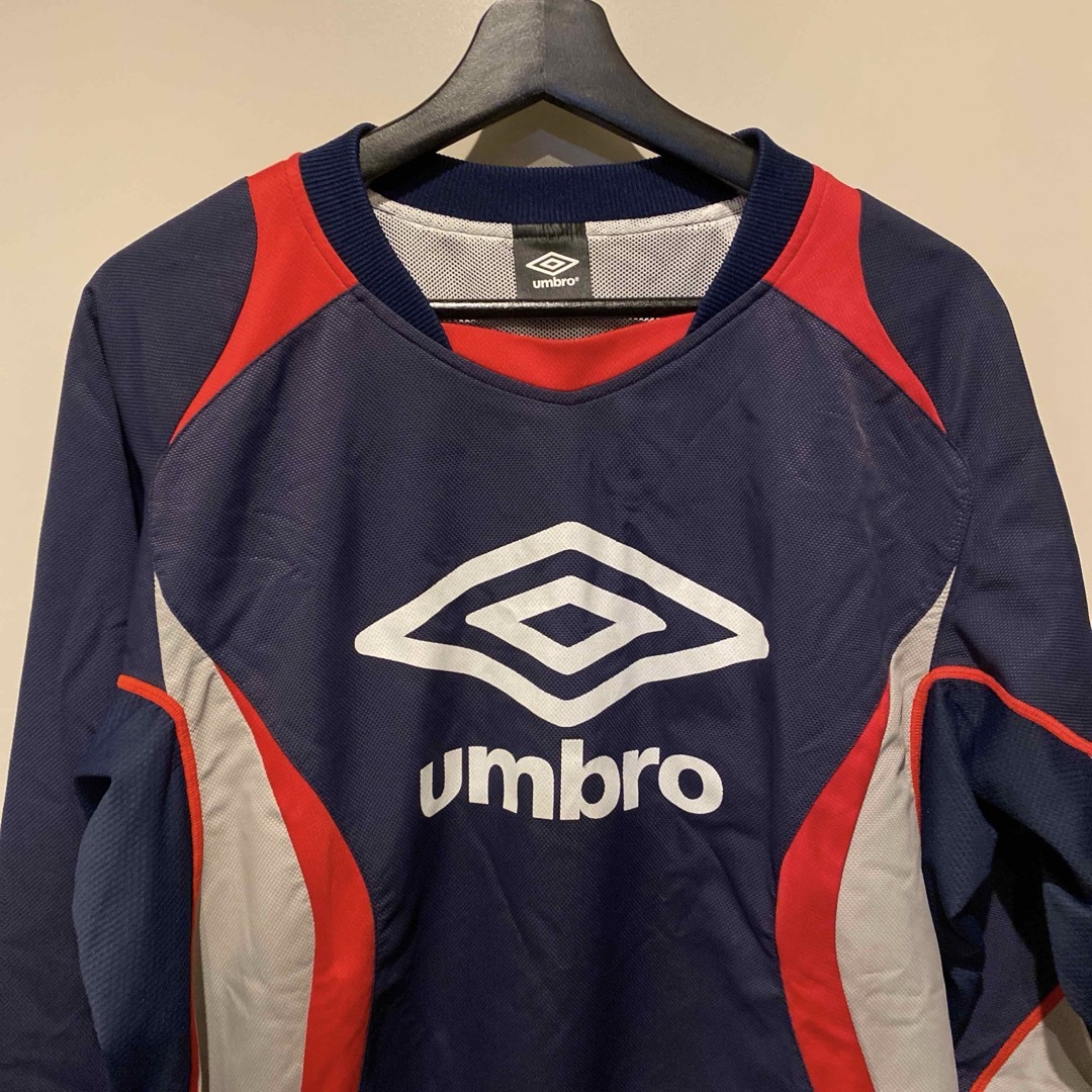 UMBRO - UMBRO ピステ 刺繍 プルオーバー アンブロ ピステ Mの UMBRO - UMBRO ピステ 刺繍 プルオーバー アンブロ ピステ Mの