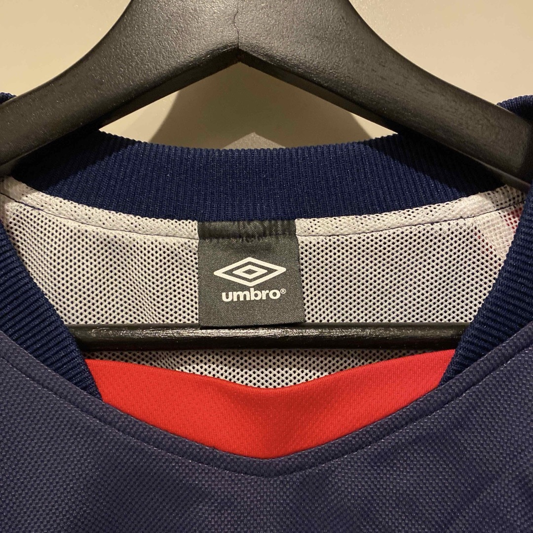 UMBRO - UMBRO ピステ 刺繍 プルオーバー アンブロ ピステ Mの UMBRO - UMBRO ピステ 刺繍 プルオーバー アンブロ ピステ Mの