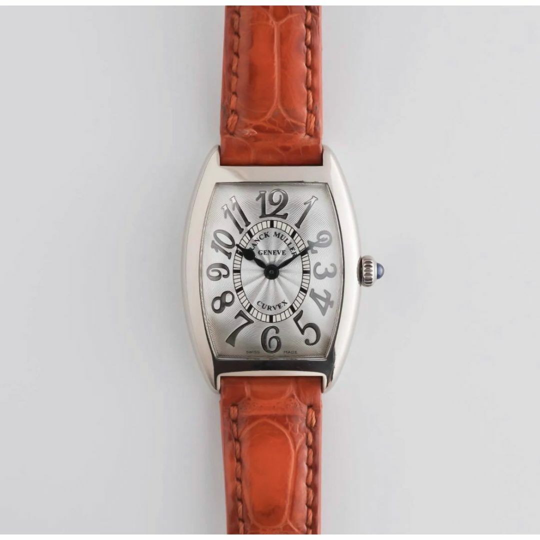 FRANCK MULLER(フランクミュラー)のFRANCK MULLER トノーカーベックス 1752QZ 18KWG レディースのファッション小物(腕時計)の商品写真