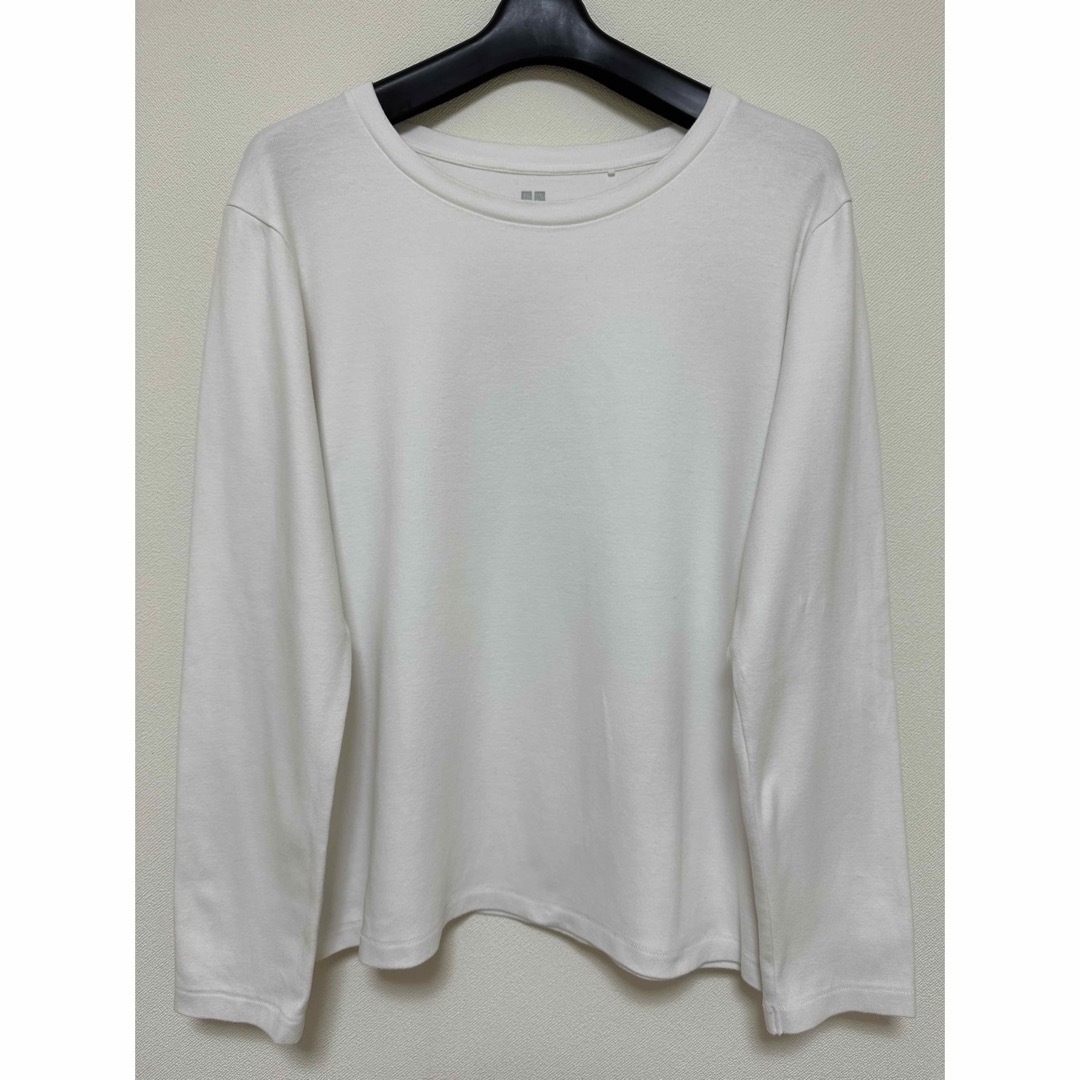 UNIQLO(ユニクロ)の【値下】UNIQLO白長袖シャツLサイズ メンズのトップス(Tシャツ/カットソー(七分/長袖))の商品写真