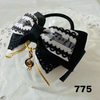 ハンドメイド ✳︎775✳︎ヘアゴム✳︎(ファッション雑貨)