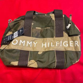 トミーヒルフィガー(TOMMY HILFIGER)のトミーフィルガー ミニボストンバック 新品未使用 ￼迷彩 カモ柄   (ボストンバッグ)