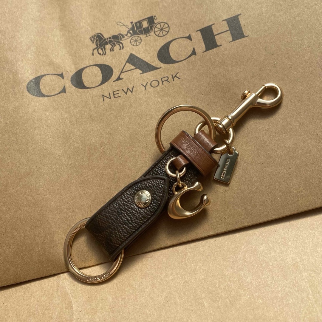 COACH(コーチ)のキーホルダー　キーケース　キーリング　チャーム　ブラウン レディースのファッション小物(キーホルダー)の商品写真