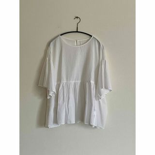 【美品】80cottonクルーネックギャザーブラウス