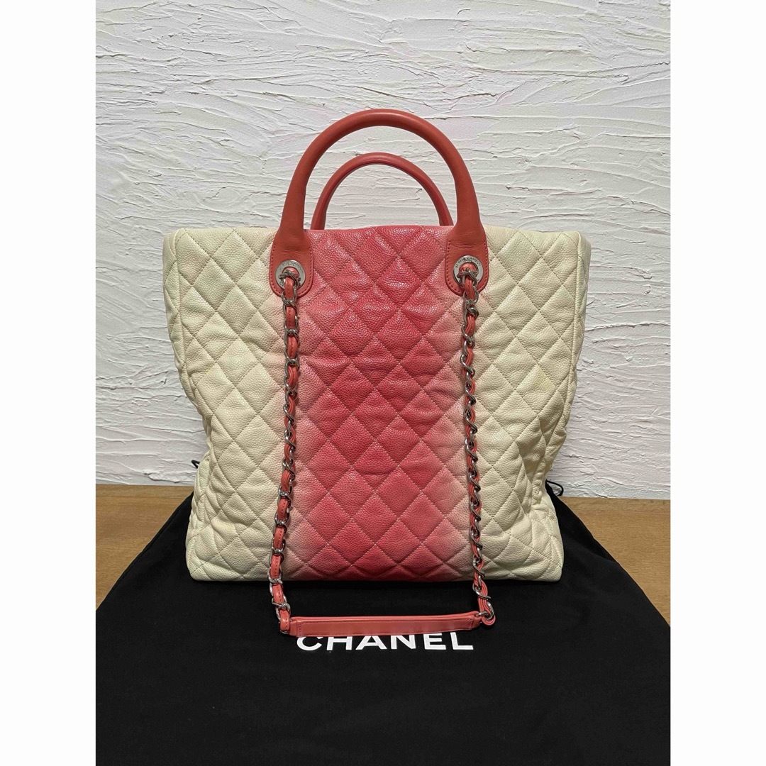 CHANEL(シャネル)の【CHANEL】チェーンショルダートートバッグ/キャビアスキン レディースのバッグ(トートバッグ)の商品写真