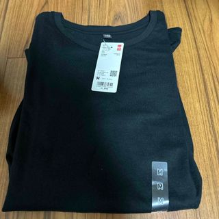 ユニクロ(UNIQLO)のユニクロ　ソフトコットン　ラウンドヘムT ブラック(シャツ/ブラウス(長袖/七分))