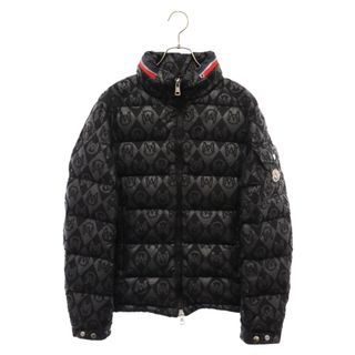 モンクレール(MONCLER)のMONCLER モンクレール PIUMINO CORTO BOURNE GIUBBOTTO JACKET ロゴ総柄 ロゴパッチ ダウンジャケット(ダウンジャケット)