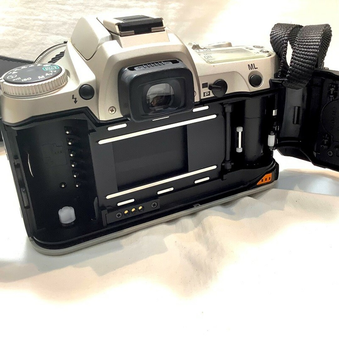 PENTAX(ペンタックス)の【ジャンク販売　AOSTAカメラバッグ付き】ペンタックス PENTAX MZ-7 一眼レフフィルムカメラ Tokina レンズセット28-80mm/100-300mm【中古】KB-8290 スマホ/家電/カメラのカメラ(フィルムカメラ)の商品写真
