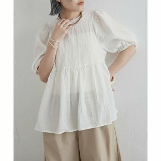 パルグループアウトレット(PAL GROUP OUTLET)の【オフホワイト】【Omekashi】バックオープンペプラムブラウス(シャツ/ブラウス(長袖/七分))