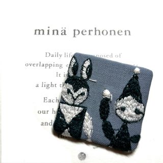 ミナペルホネン(mina perhonen)のミナペルホネン ★ サンキューベリーバッジ　fun ファン　新作レアかわ刺繍☆(ブローチ/コサージュ)