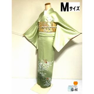 【中古】 付け下げ 正絹 グリーン地に草花模様 裄66cm Mサイズ 付下げ訪問着 袷着物 (着物)