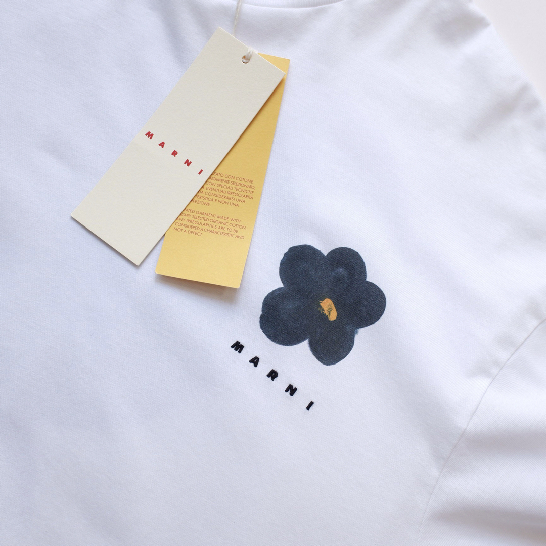 Marni(マルニ)の新品正規品 MARNI Daisy ロゴ プリント Tシャツ メンズのトップス(Tシャツ/カットソー(半袖/袖なし))の商品写真