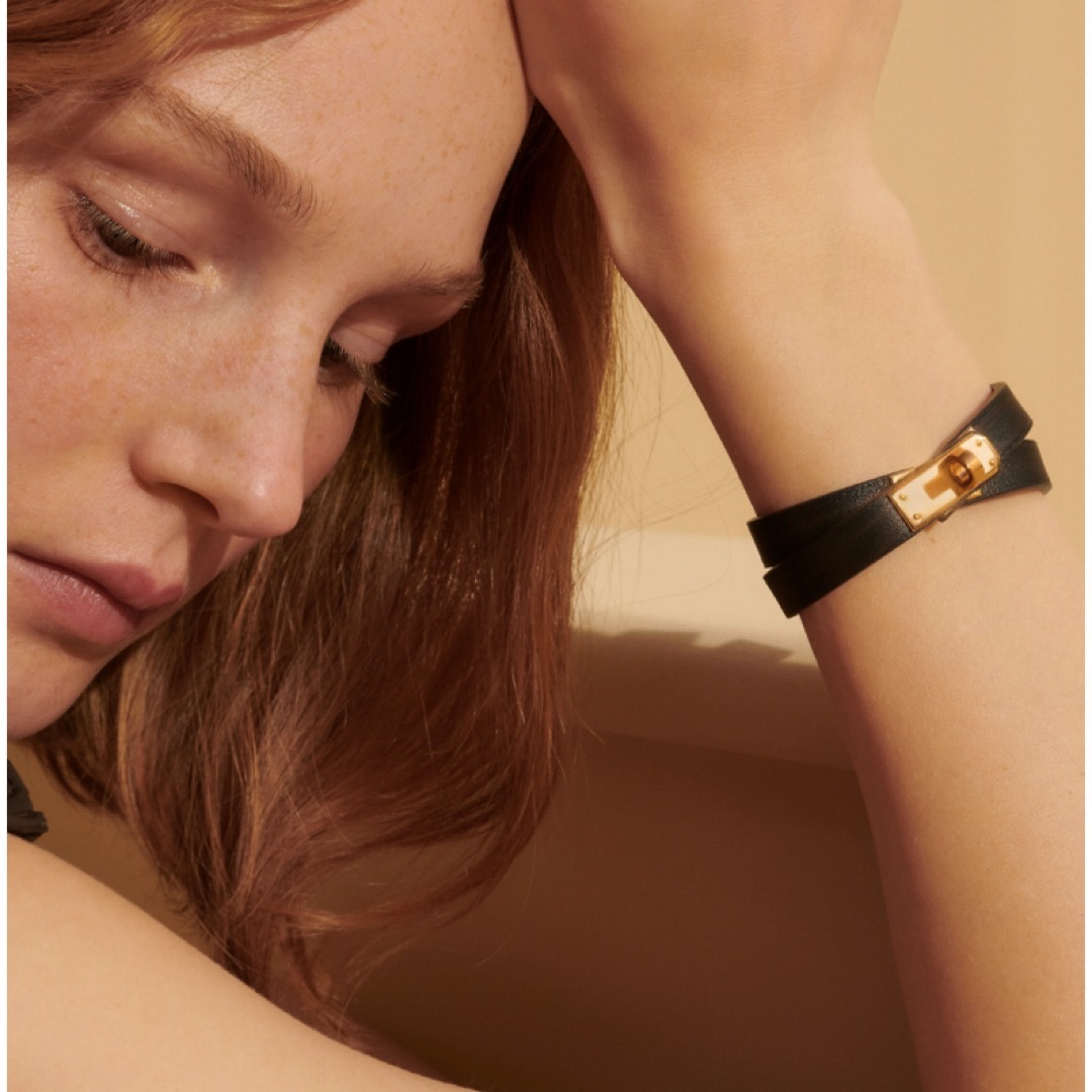 HERMES - 2023 エルメス レザーブレスレット 《ミニ・ケリー HERMES - 2023 エルメス レザーブレスレット 《ミニ・ケリー