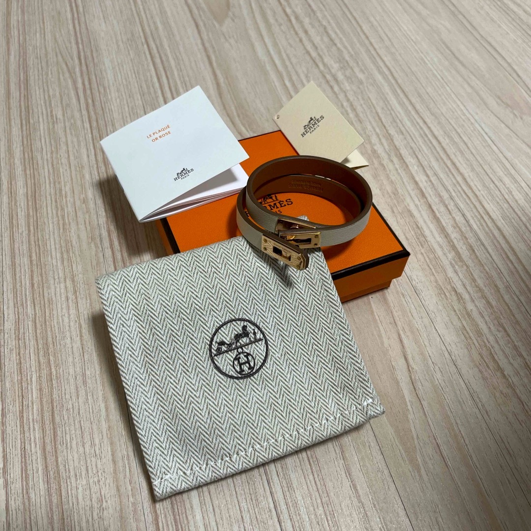 HERMES - 2023 エルメス レザーブレスレット 《ミニ・ケリー HERMES - 2023 エルメス レザーブレスレット 《ミニ・ケリー