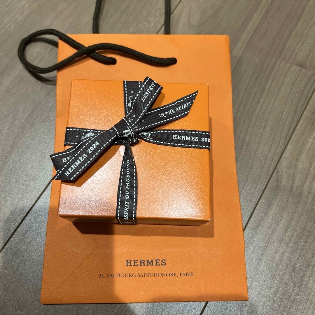 新品未使用 エルメス フェイス&ボディ クリーム バーム 新品未使用 エルメス フェイス&ボディ クリーム バーム