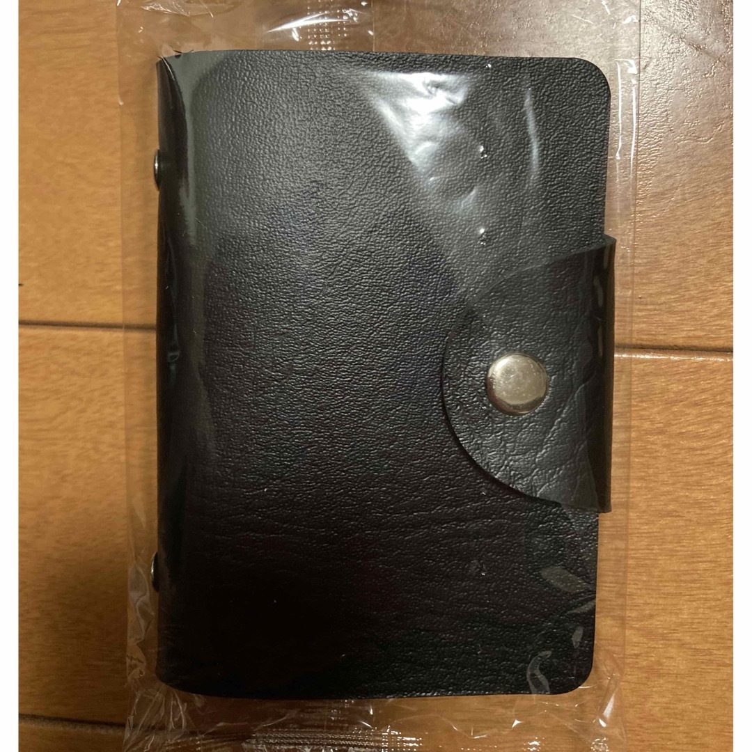 新品未開封 カードケース ファイル 黒 PUレザー合成皮革 革 合皮 ブラック レディースのファッション小物(名刺入れ/定期入れ)の商品写真