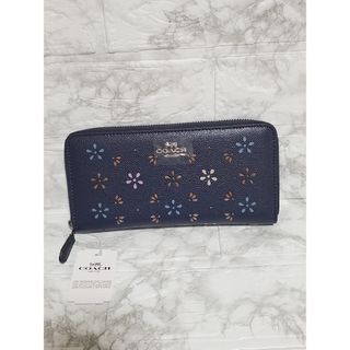 コーチ(COACH)の新品未使用COACH　アラウンドジップ　長財布　花柄(財布)