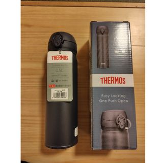 サーモス(THERMOS)の【新品】サーモス  水筒　超軽量  0.5リットル  真空断熱　THERMOS(その他)