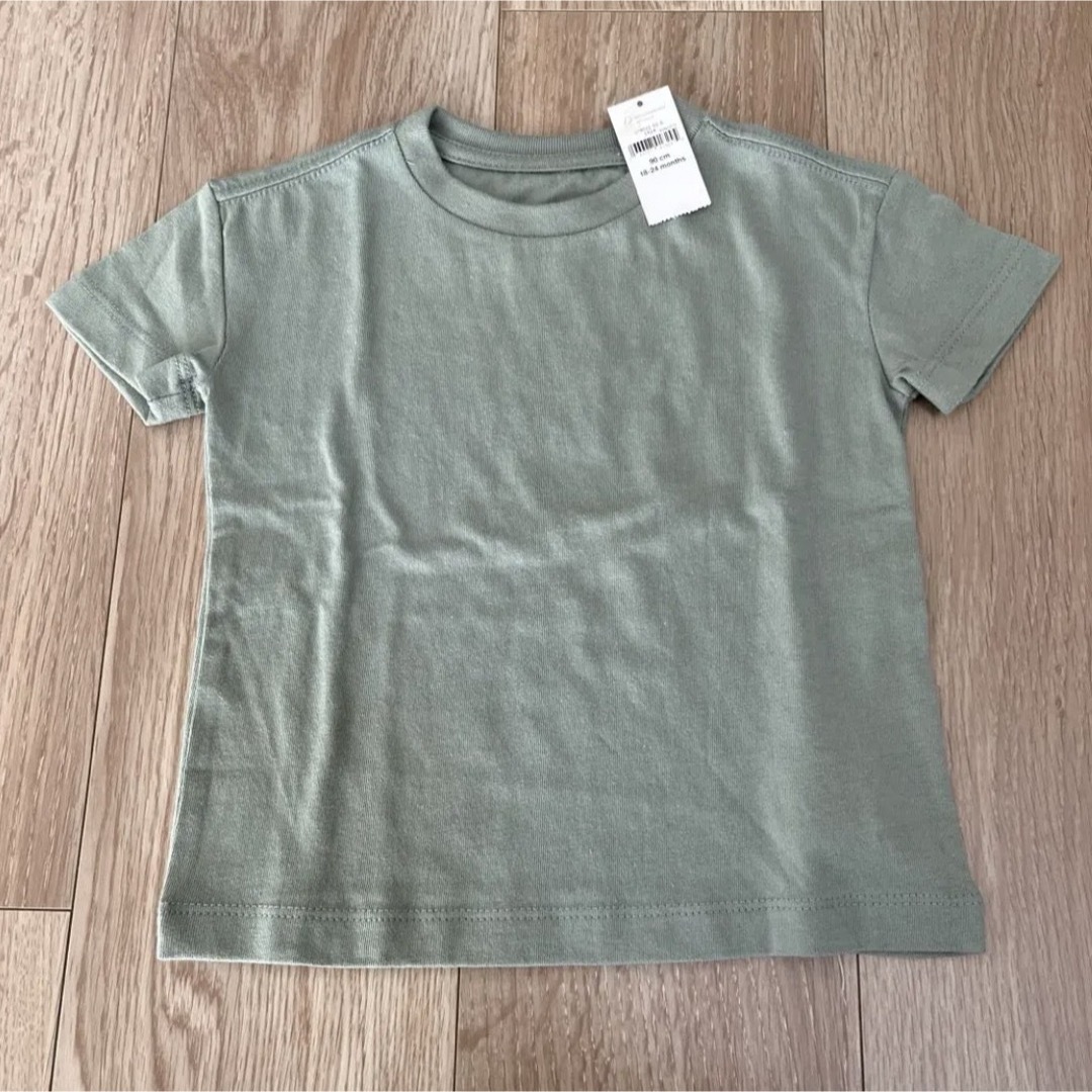 babyGAP(ベビーギャップ)の新品★baby GAP 半袖Tシャツ90cm キッズ/ベビー/マタニティのキッズ服男の子用(90cm~)(Tシャツ/カットソー)の商品写真