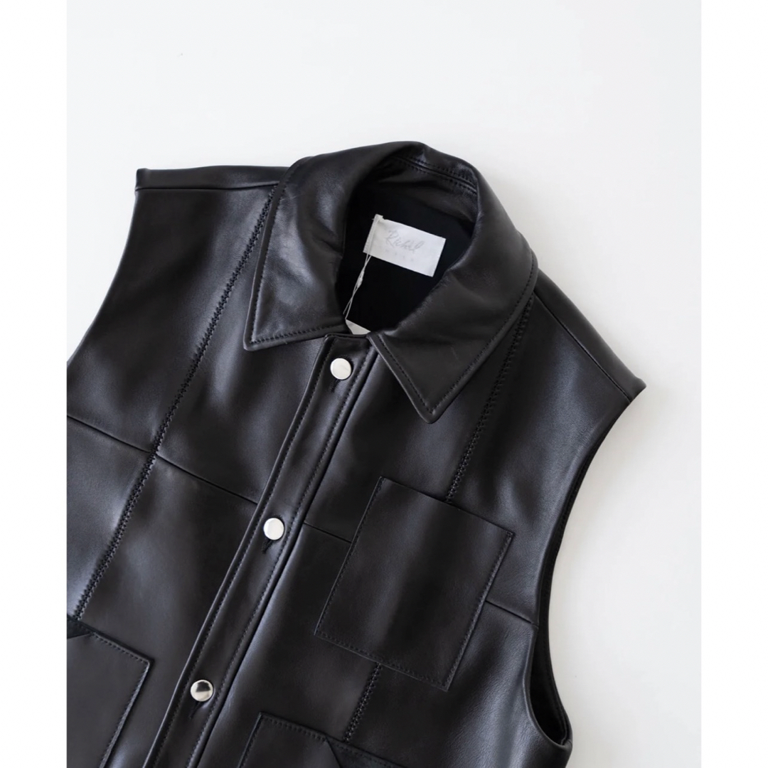 Rich I Black Leather Vest PRY シュウト メンズのトップス(ベスト)の商品写真