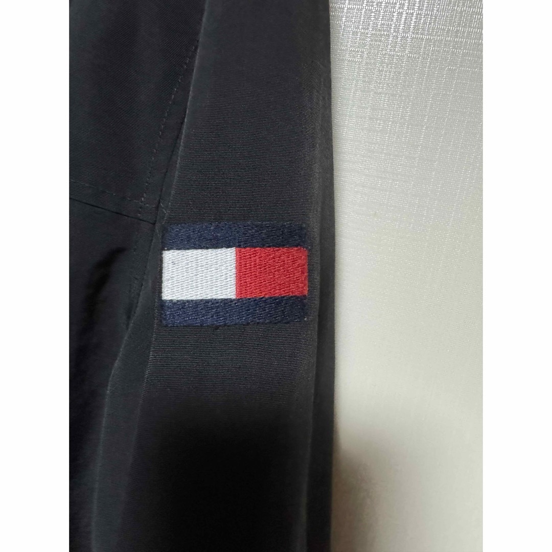 TOMMY HILFIGER(トミーヒルフィガー)の【美品】TOMMY  HILFIGER ナイロンジャケット　M ブラック メンズのジャケット/アウター(ナイロンジャケット)の商品写真