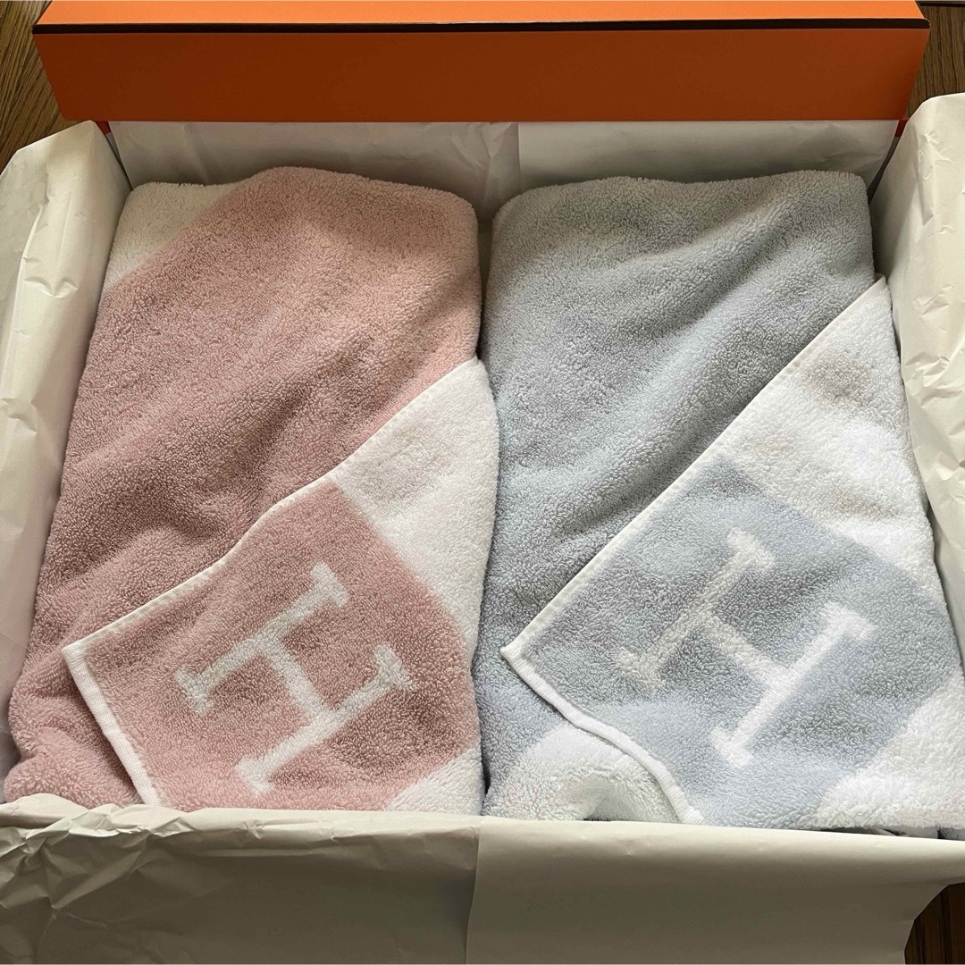 HERMES エルメス アヴァロン タオル2枚セット ピンク&ブルー HERMES エルメス アヴァロン タオル2枚セット ピンク&ブルー