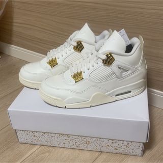 ナイキ(NIKE)の"WMNS AIR JORDAN 4 RETRO "WHITE ＆ GOLD"(スニーカー)