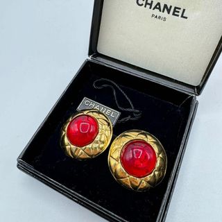 シャネル(CHANEL)の【箱付き】CHANEL ヴィンテージイヤリング　カラーストーン　レッド　ゴールド(イヤリング)