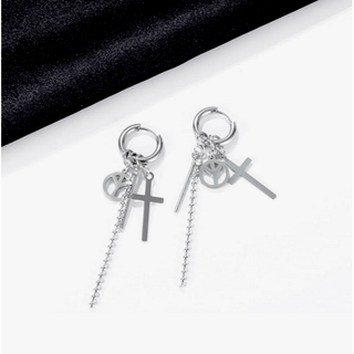 【RN110】ピアス　アクセサリー　イヤリング　メンズ　シルバー　クロス(ピアス)
