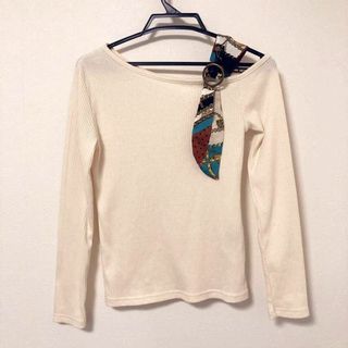 シマムラ(しまむら)の【しまむら/l'espoir】リブニット カットソー 美品 アシメ スカーフ(ニット/セーター)