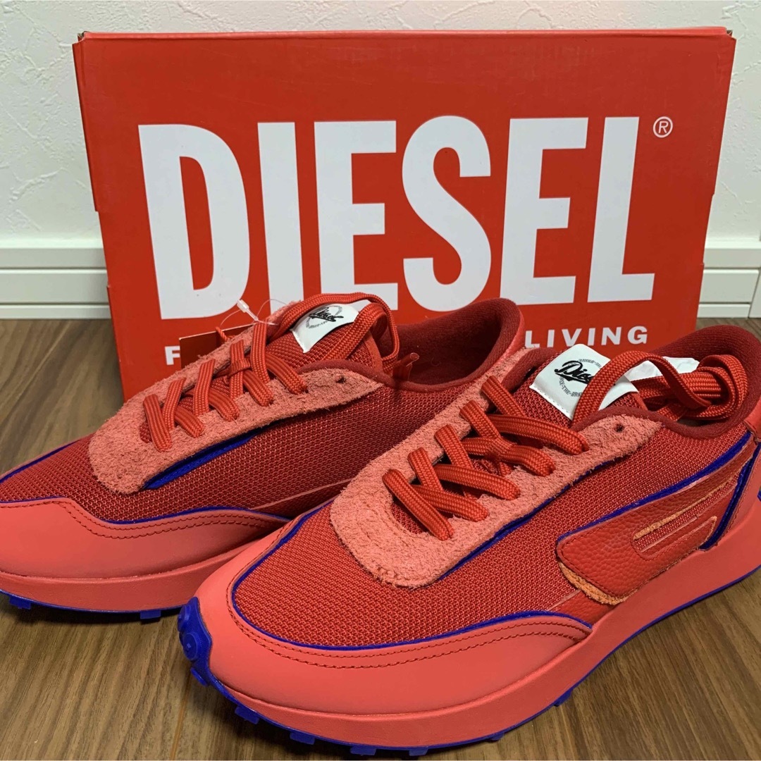 DIESEL(ディーゼル)のディーゼル　diesel スニーカー　レッド　25.5 新品未使用 メンズの靴/シューズ(スニーカー)の商品写真