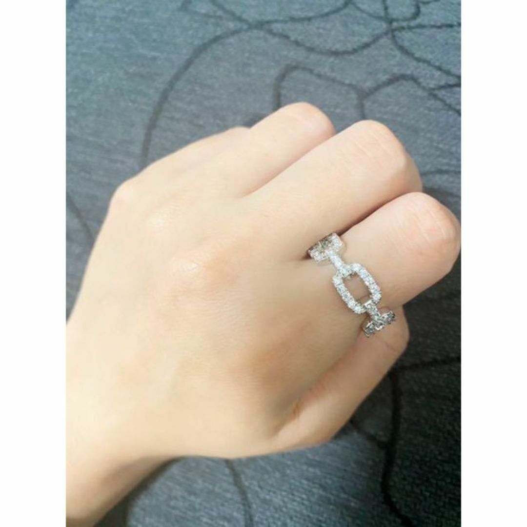 （1152）18号　シルバー　繋がるスクエアデザインスワロフスキーリング　指輪 レディースのアクセサリー(リング(指輪))の商品写真