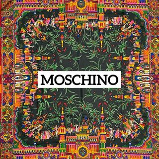 モスキーノ(MOSCHINO)の★MOSCHINO★ スカーフ 大判 宮殿 ゾウ パレード シルク ブラック(バンダナ/スカーフ)