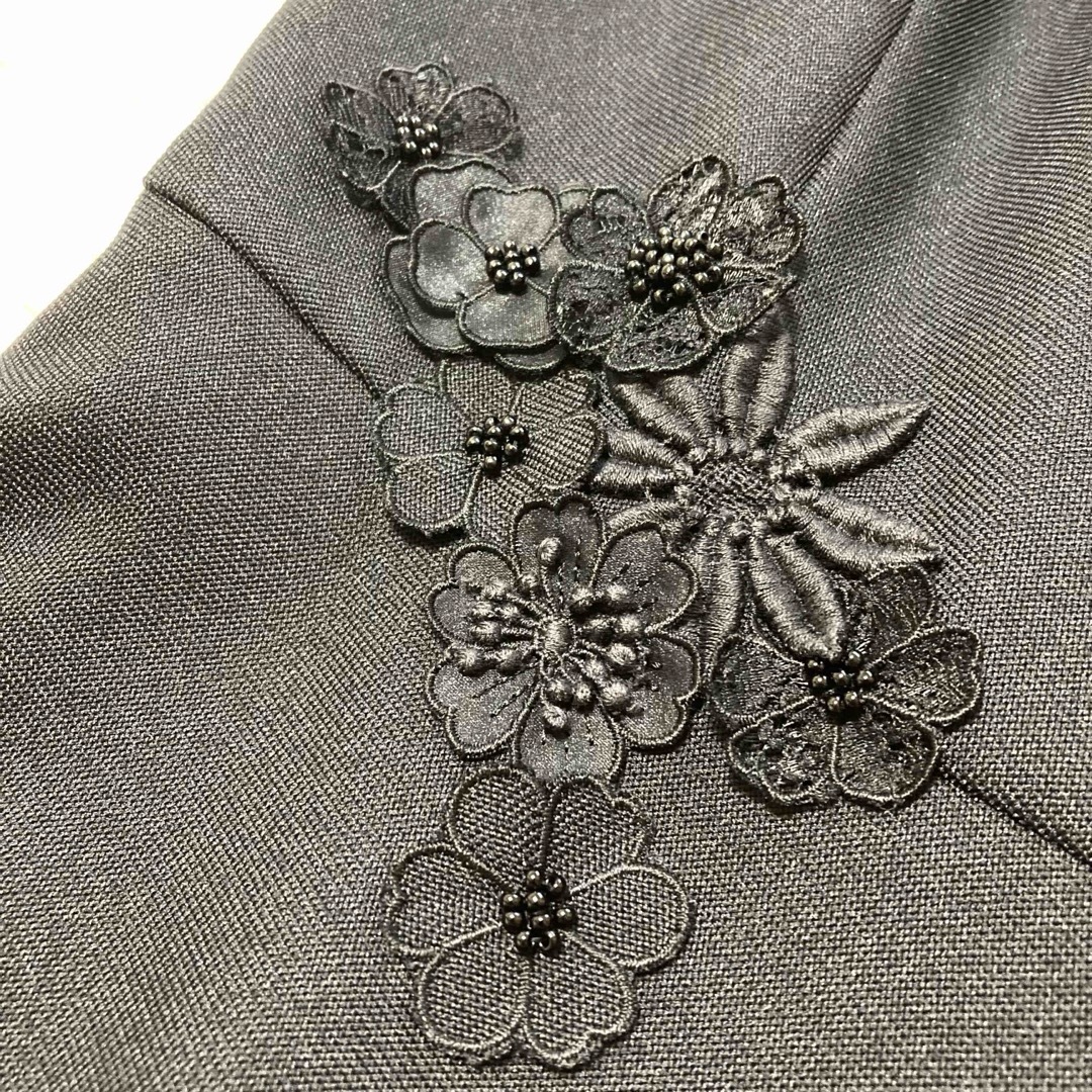 STRAWBERRY-FIELDS - strawberry-fields grace 花柄刺繍モチーフ STRAWBERRY-FIELDS - strawberry-fields grace 花柄刺繍モチーフ