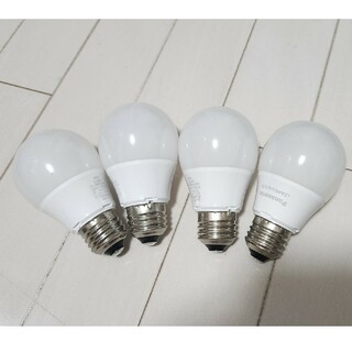 LED電球プレミア　4個（昼白色） LDA4NDGSZ4　Panasonic
