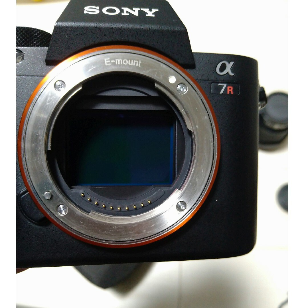 SONY(ソニー)のSONY ソニー α7RII   ボディ レンズセット　ケース　バッテリー3個付 スマホ/家電/カメラのカメラ(ミラーレス一眼)の商品写真