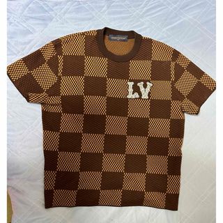 LOUIS VUITTON - LOUIS VUITTONダミエクルーネックウィズストラスLVパッチTシャツ 