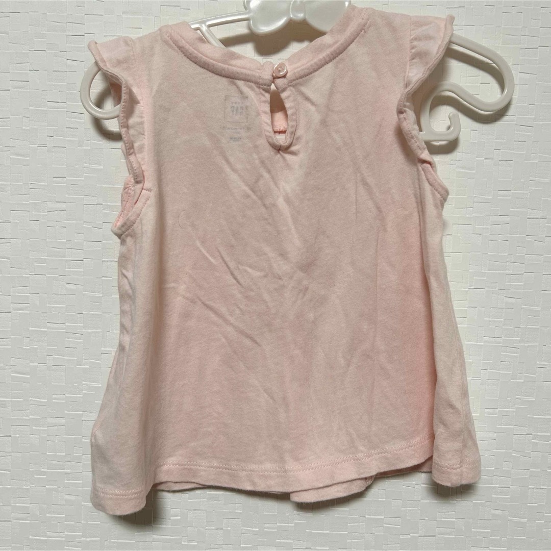 GAP Kids(ギャップキッズ)のGAP ノースリーブ 80cm キッズ/ベビー/マタニティのベビー服(~85cm)(Ｔシャツ)の商品写真