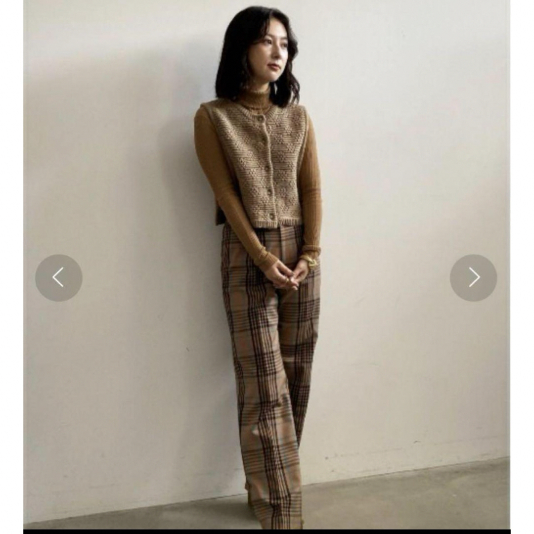 Ameri VINTAGE(アメリヴィンテージ)のAMERI  CARDIGAN LIKE VEST SET TOP レディースのトップス(ベスト/ジレ)の商品写真