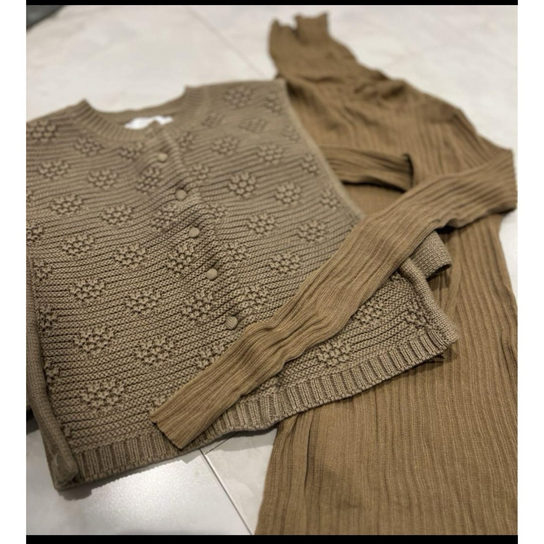 Ameri VINTAGE(アメリヴィンテージ)のAMERI  CARDIGAN LIKE VEST SET TOP レディースのトップス(ベスト/ジレ)の商品写真