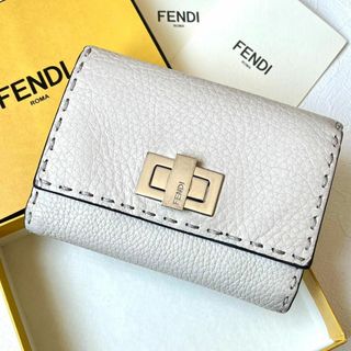 フェンディ ピーカブー 財布(レディース)の通販 200点以上 | FENDIの フェンディ ピーカブー 財布(レディース)の通販 200点以上 | FENDIの