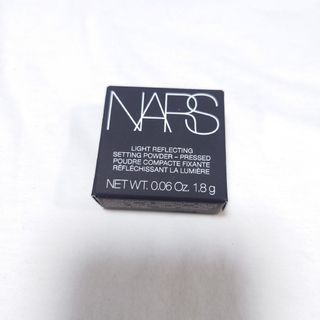 ナーズ(NARS)のNARSライトリフレクティングセッティングパウダー プレストN(フェイスパウダー)