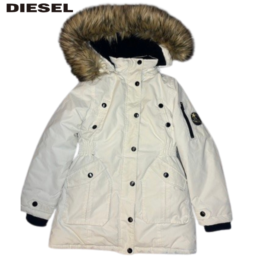 DIESEL(ディーゼル)の最終値下 DIESEL ディーゼル 美品 古着 セール品 白 ダウン レディース レディースのジャケット/アウター(ダウンジャケット)の商品写真