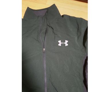 アンダーアーマー(UNDER ARMOUR)のウィンドブレーカー(ジャージ)