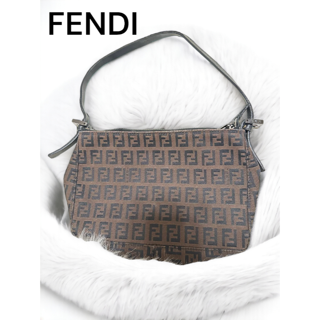 FENDI(フェンディ)のFENDI フェンディ ハンドバッグ ワンショルダー ズッカ柄 ズッキーノ 肩掛 レディースのバッグ(ハンドバッグ)の商品写真