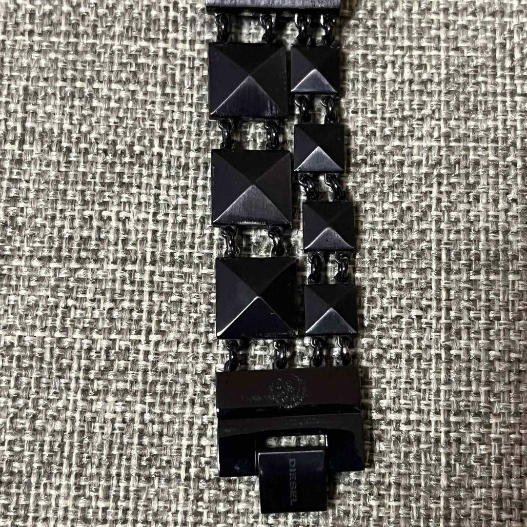 DIESEL(ディーゼル)のディーゼルdiesel 腕時計　レディースウォッチ スタッズ ユーズド　 レディースのファッション小物(腕時計)の商品写真